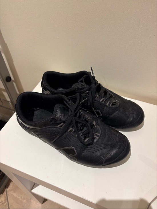 Puma Shoes - Puma Black Low-Top Women's Sneakers
